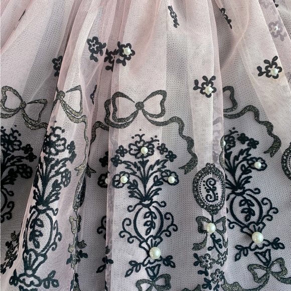 Fun skirt - Picture 3 of 3